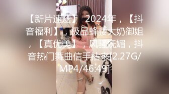 明目张胆的绿老公！推特极品淫荡浪女【MRmS】出轨露出日记，疯狂红杏老公绿的发光 (1)