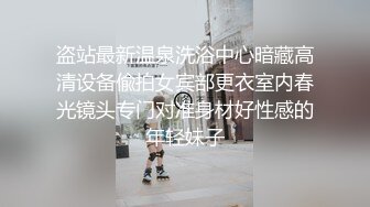 清纯反差学妹❤️JK过膝长筒白袜大长腿美少女 清纯与风骚并存，表面乖巧的萌妹子背地里是个小骚货，给骚逼干的淫水泛滥