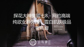 极品高颜值披风美少女 ▌Yua ▌女上位骑乘慢玩阳具 肉眼可见的高潮神韵 潮红上脸表情太享受了