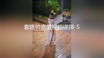 太刺激了！在酒店房间门口对着镜子啪啪啪 娇喘声太响了 吓得门槛哥一直说声音轻一点 轻一点啊   笑死我了 哈哈哈 门槛哥真的太大了 情不自禁叫声那么大~