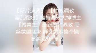 漂亮的新娘子在影樓試穿婚紗 被影樓老板的偷拍了02