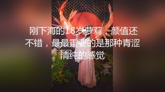 ❤清纯大奶小骚货，炮友伸进内衣狂揉捏，大屌深喉插嘴，主动骑乘位操逼，拉珠双腿后入猛干