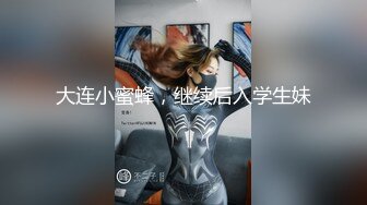 厕所妹子尿完用手插无毛粉鲍鱼