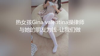 漂亮大奶小少妇 皮肤超白 浑圆饱满大奶子晃来晃去 在家被无套中出