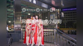 某大学情侣情欲来了偷跑到小巷子里面艹逼，没想到头顶上有人被偷拍，女主很漂亮，吃鸡技术一流！ (2)