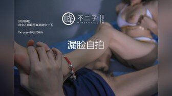 【极品露脸?私拍】桃暖酱? 在去上学的路上 美少女洋溢青春淫情 户外露出美妙胴体 美景佳人樱花粉嫩穴更粉