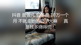 邻家妹妹清纯小妹，年龄不大还挺骚，撩起衣服扭动屁股，掰开小穴洞洞很紧