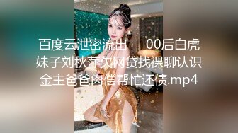 性感淘气女孩梅丽莎·摩尔和莱利·里德给他们的书呆子继父做了一次肮脏的化妆